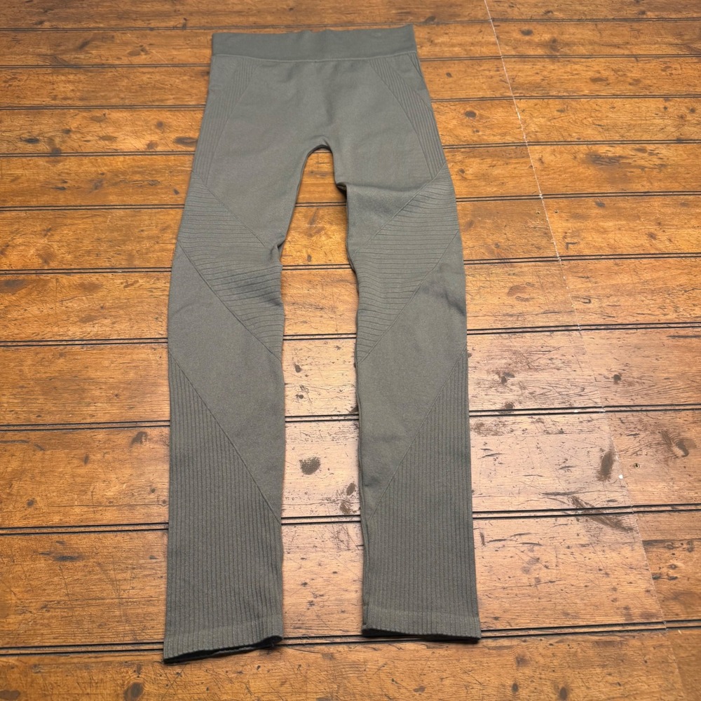BOZZOLO Seamless Ribbed Moto‎ Leggings Women Size S/M Olive Green